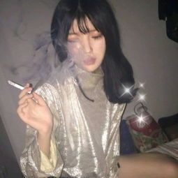 她是世界上第一位参加马拉松的女子选手，打破女性不能跑马拉松的禁忌